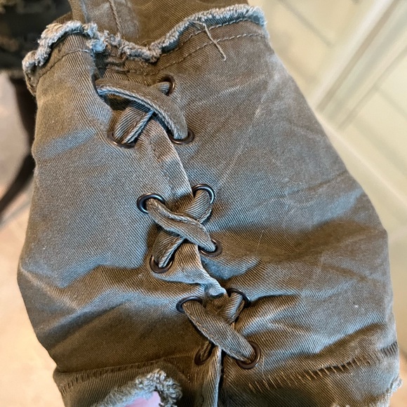 BN Free People Distressed Ruffle Jacket M - Picture 4 of 14